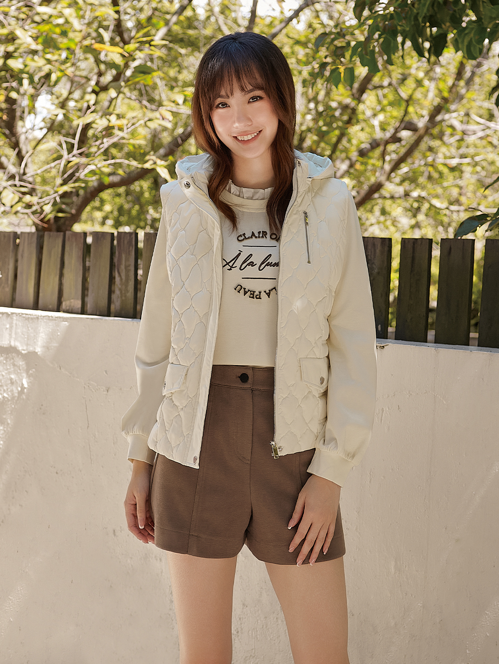 DITA造型剪接短褲