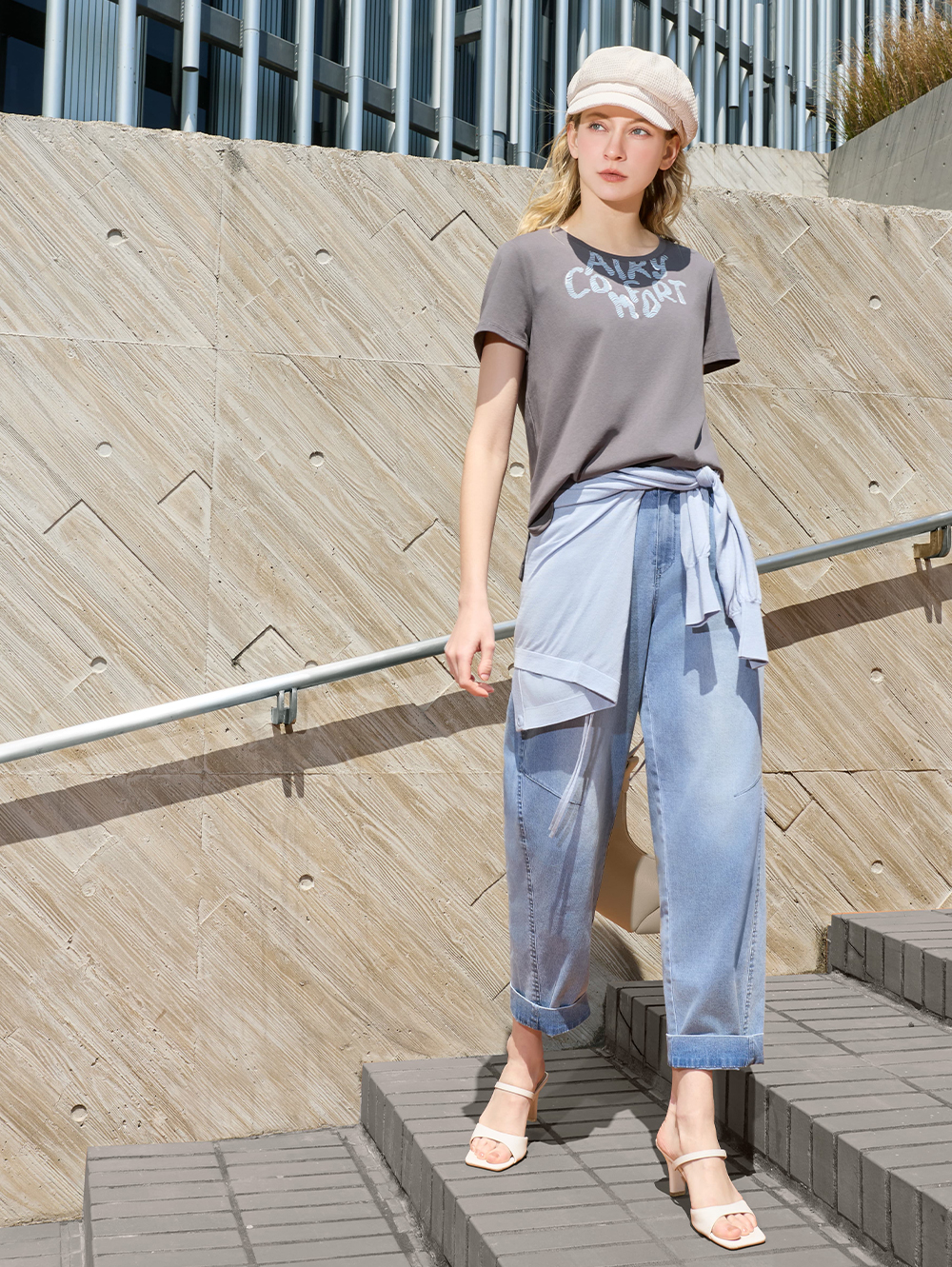 JOAN微寬輕鬆水洗牛仔褲