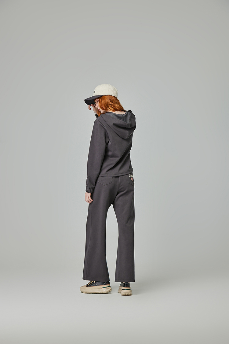 abito立體繡笑臉連帽上衣