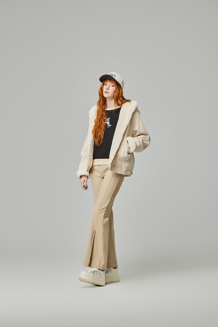 abito電繡字母拼接上衣