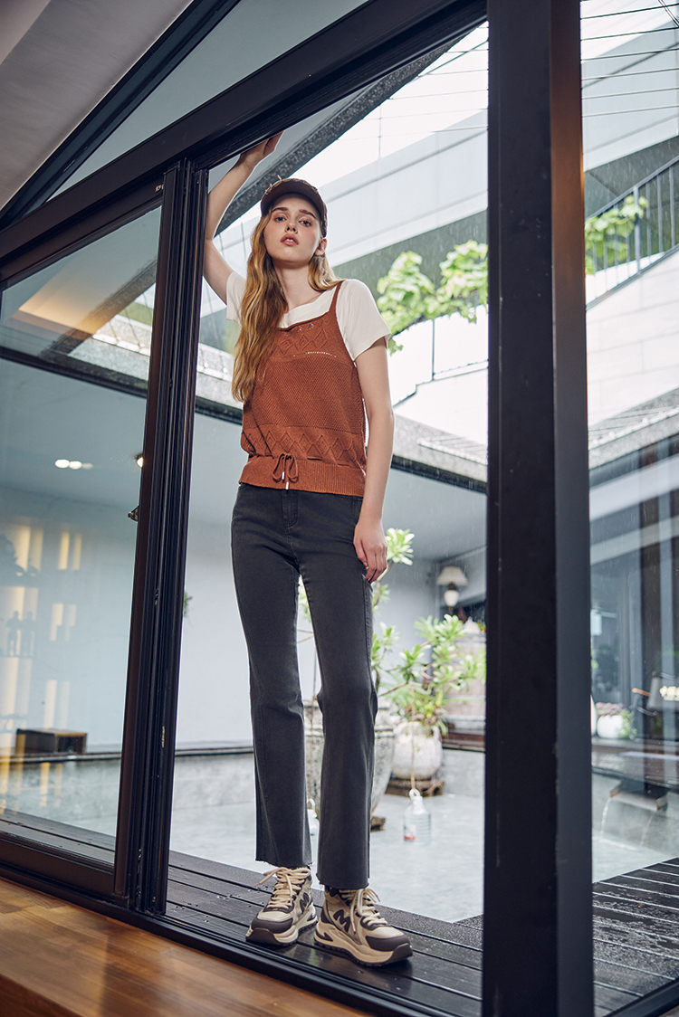 abito不收邊拼接牛仔寬褲