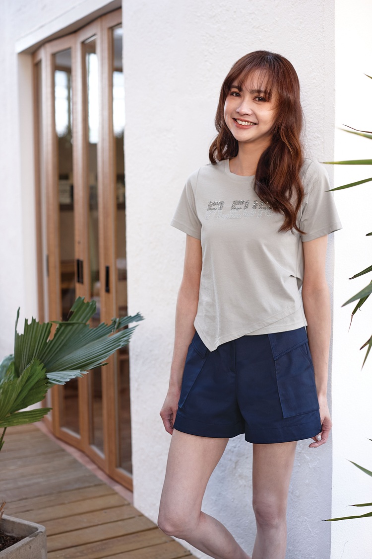 DITA基礎百搭亮片字母T-SHIRT