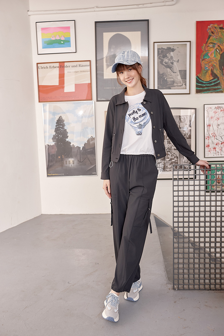 DITA都會感修身短版外套