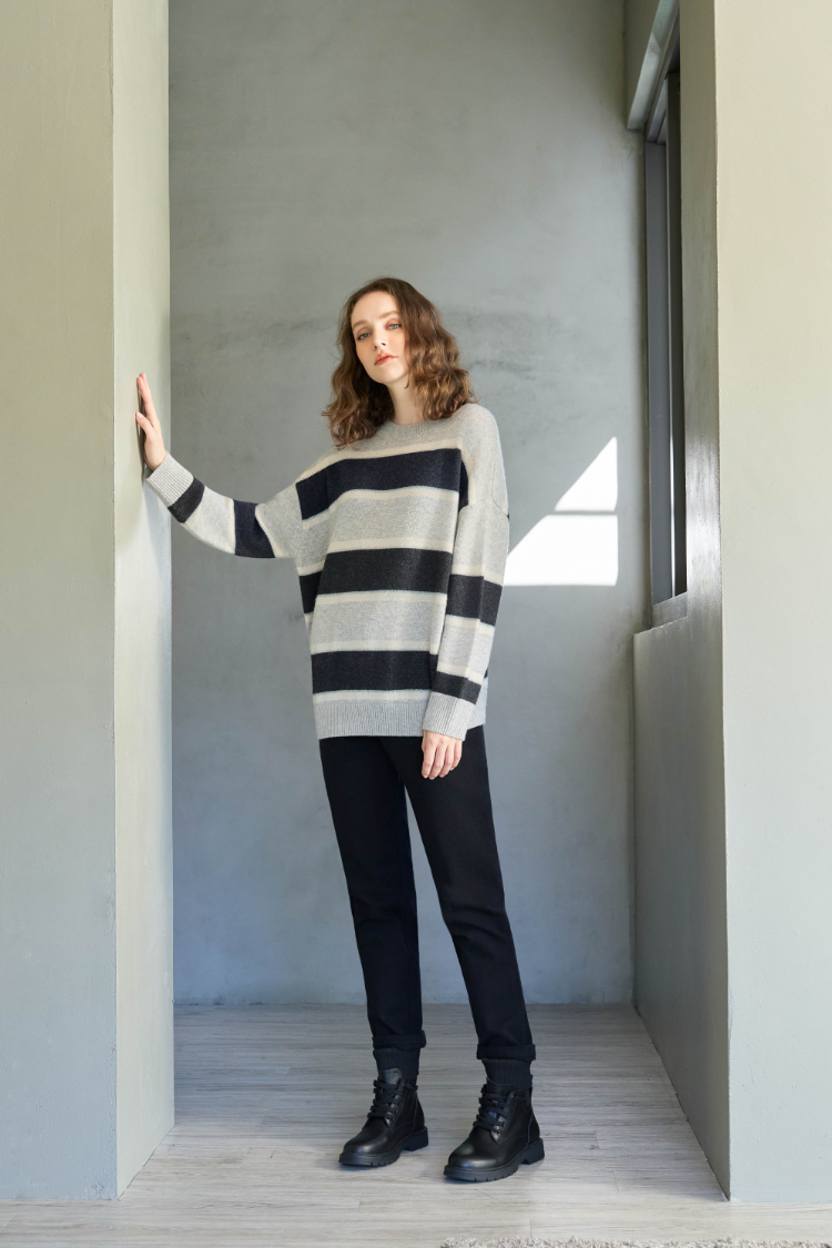 JOAN彈力棉質直筒休閒褲