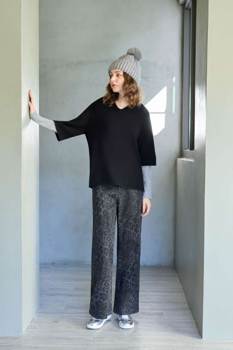 JOAN層次感休閒連帽針織上衣