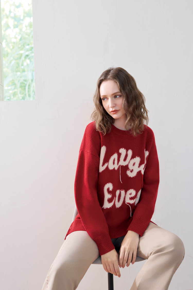 JOAN刺繡拼貼感落肩針織上衣