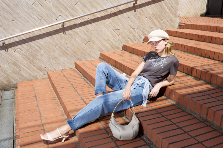 JOAN微寬輕鬆水洗牛仔褲