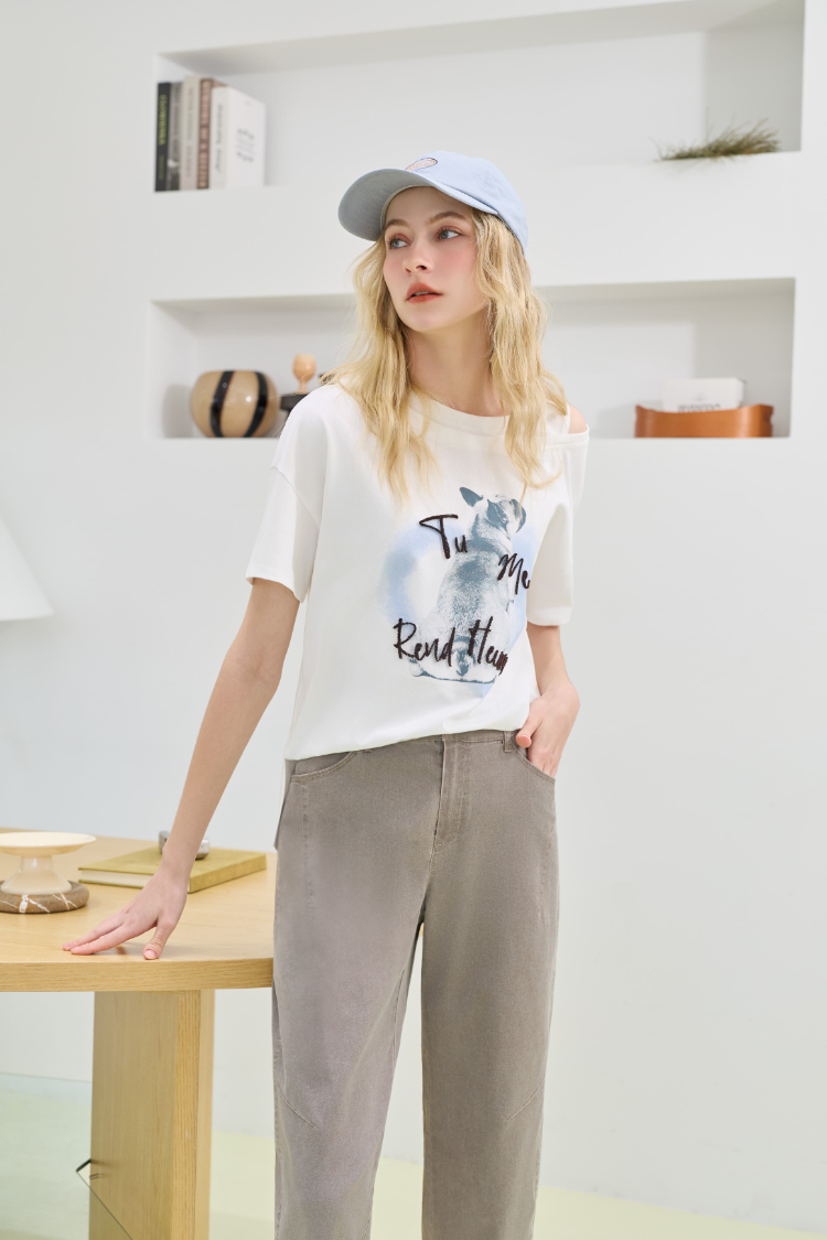 JOAN微寬輕鬆水洗牛仔褲