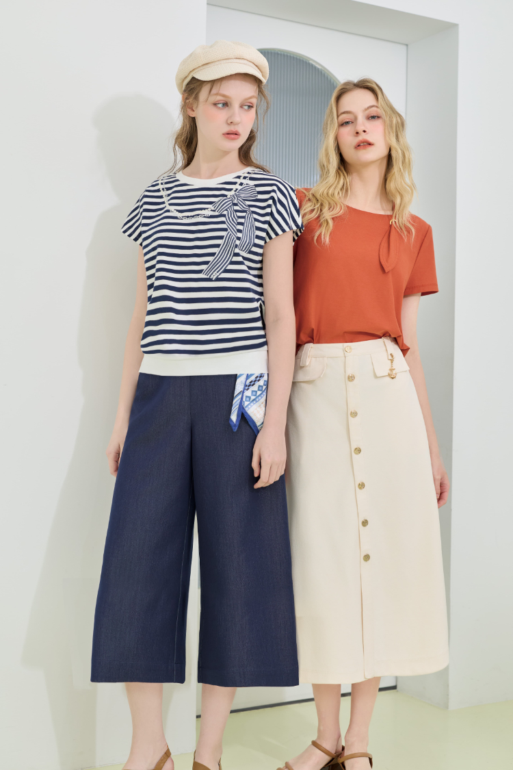 JOAN經典海軍風排釦鉛筆裙