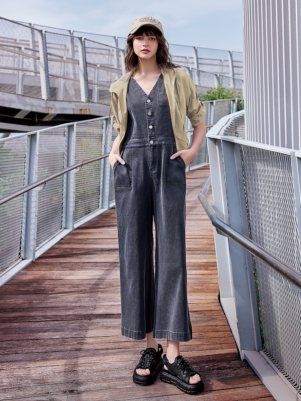 abitoV領排釦工裝牛仔連身褲