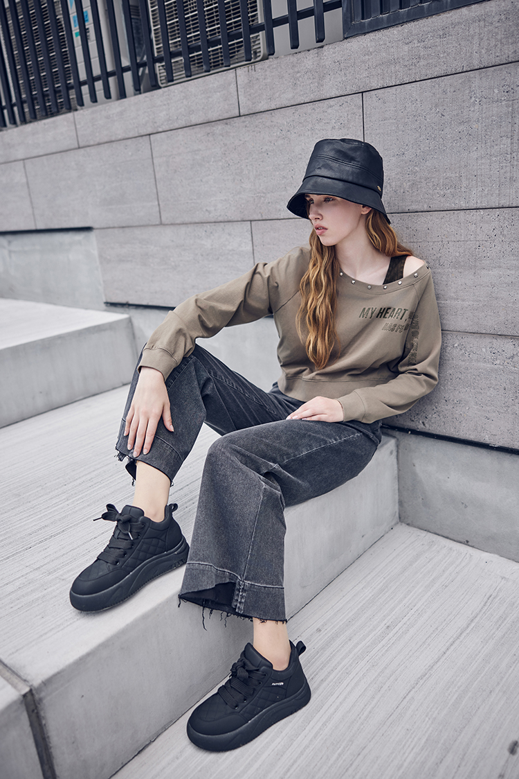 abito修長不收邊牛仔寬褲