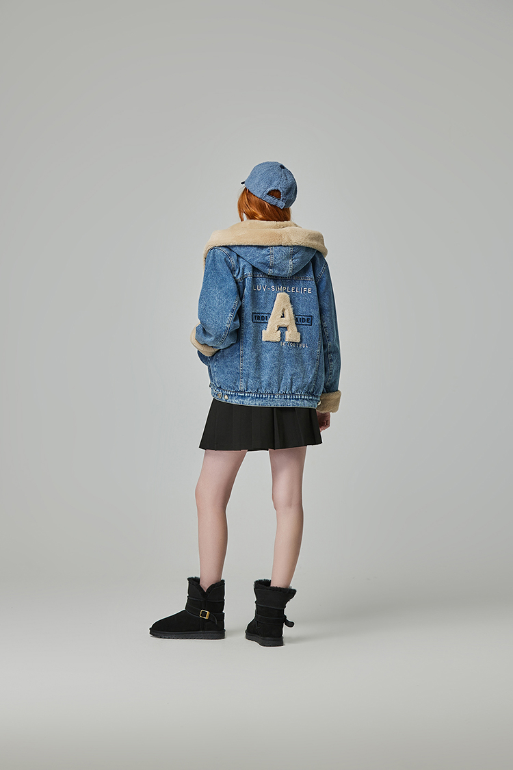 abito牛仔絨毛連帽外套