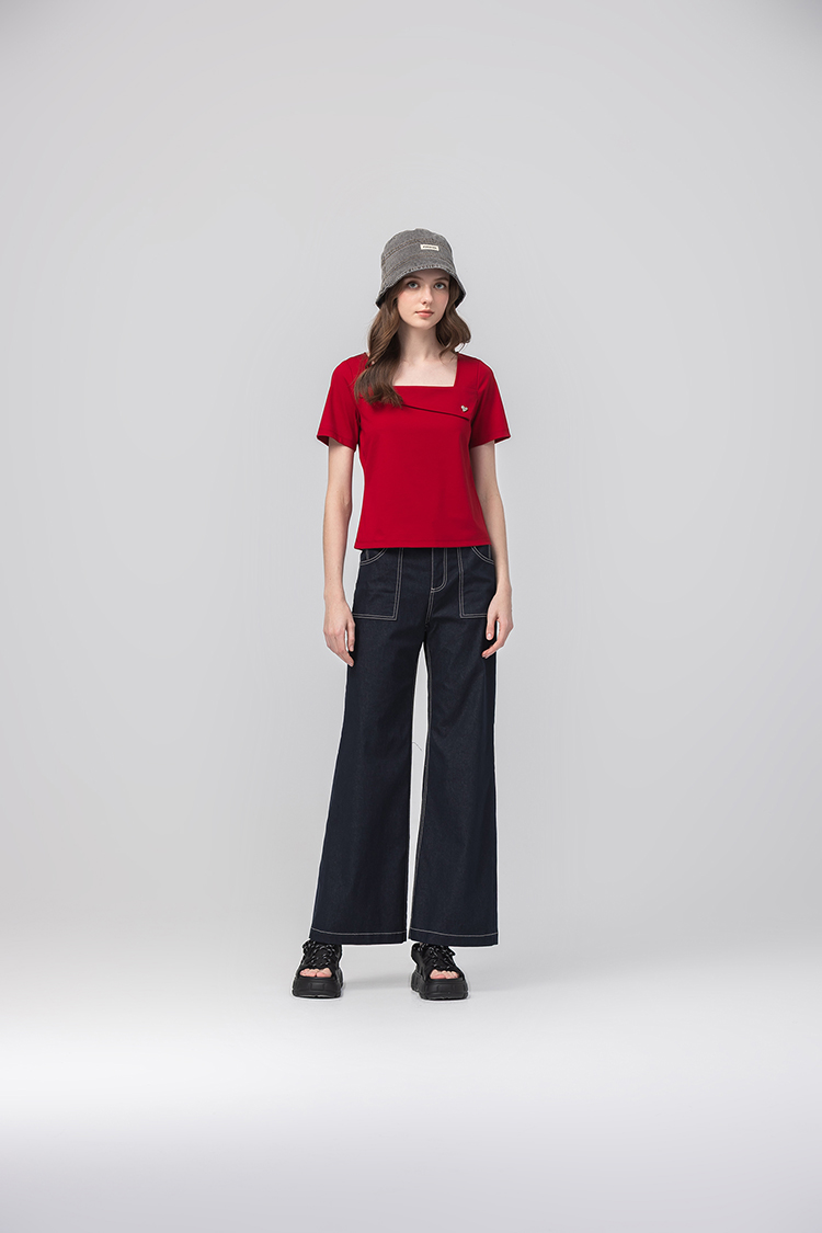 abito優雅方領愛心墜飾上衣