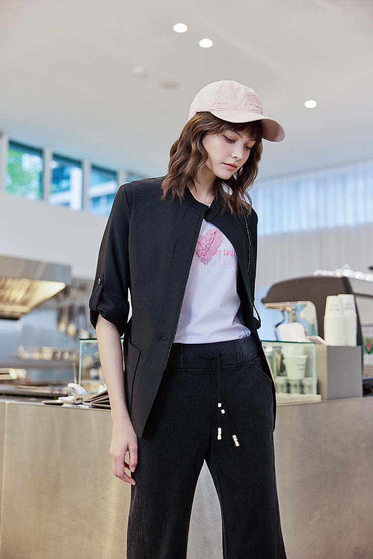 abito簡約俐落翻領外套