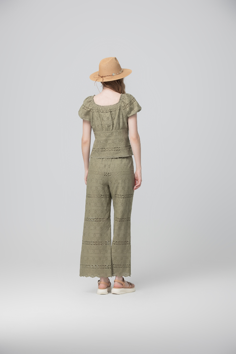 abito浪漫刺繡蕾絲鏤空上衣