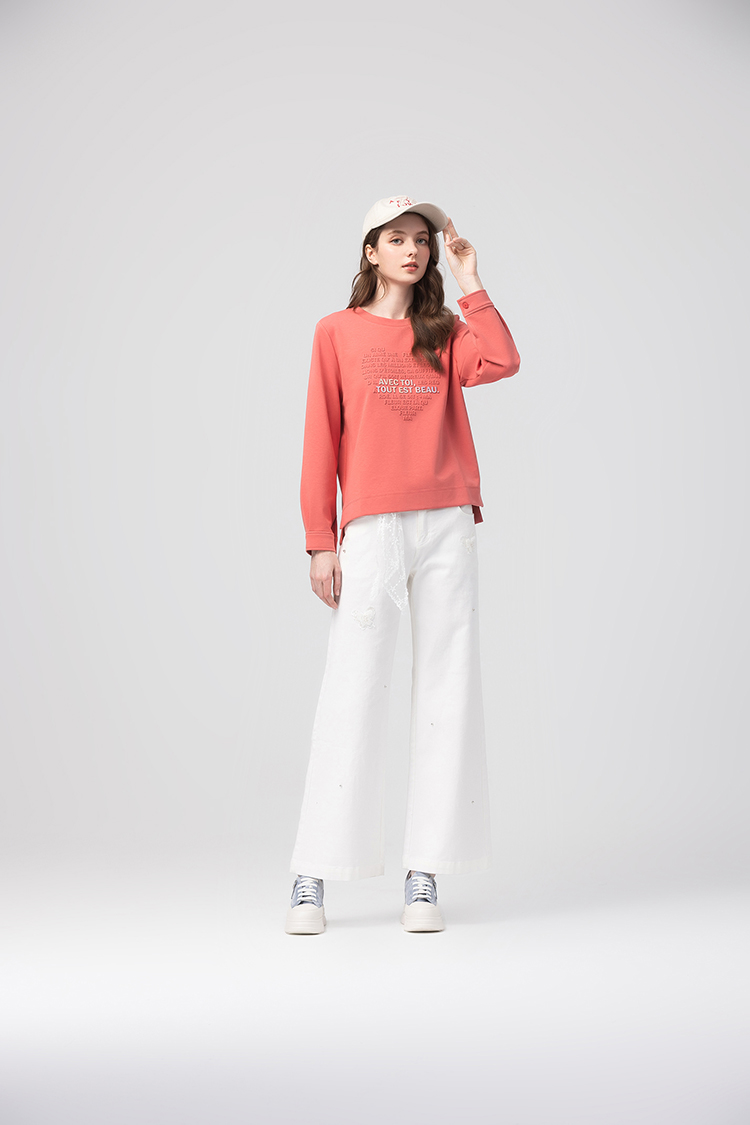 abito愛心字母鋼印上衣