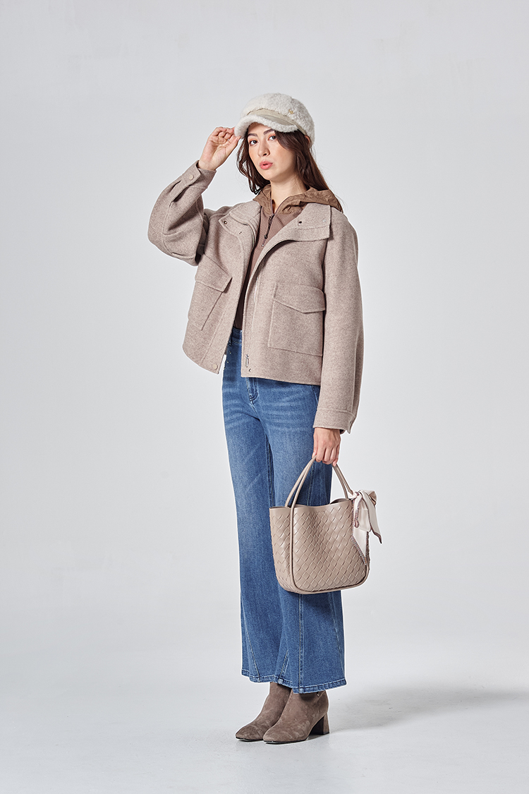 DITA異材質拼接連帽針織上衣