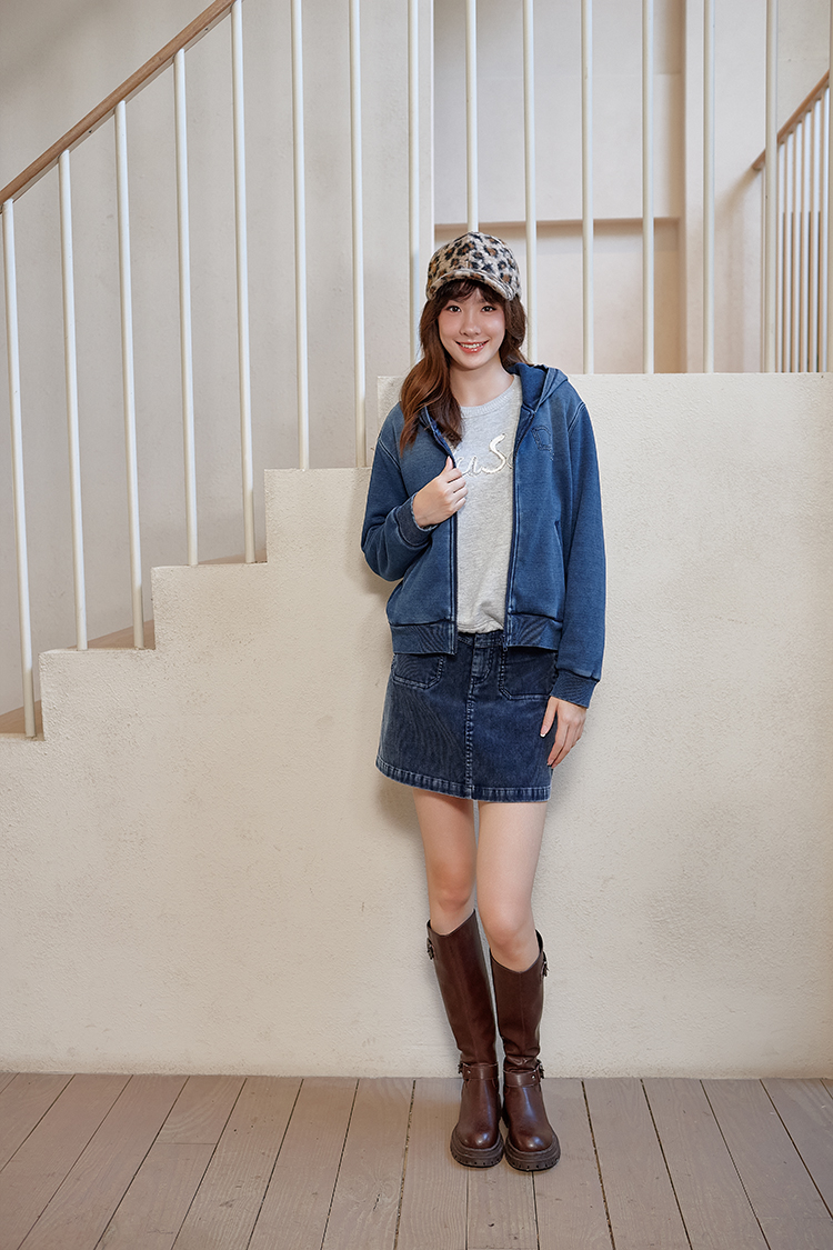 DITA甜酷感剪接A字短裙