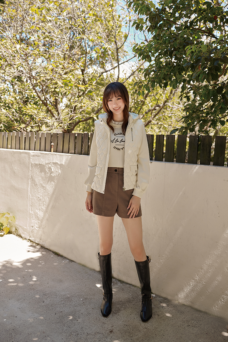 DITA質感連帽輕薄羽絨背心