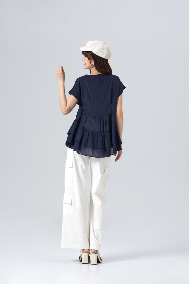 DITA層次感剪接設計上衣