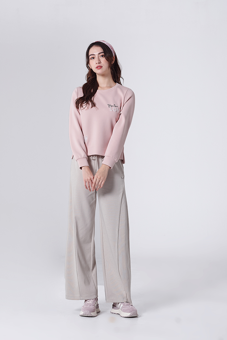 DITA愛心珠繡寬鬆版大學T