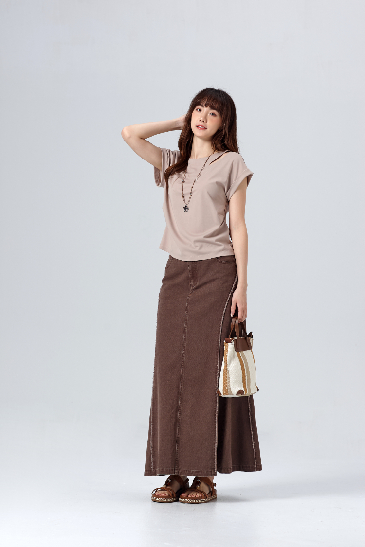 DITA法國袖修身素色上衣