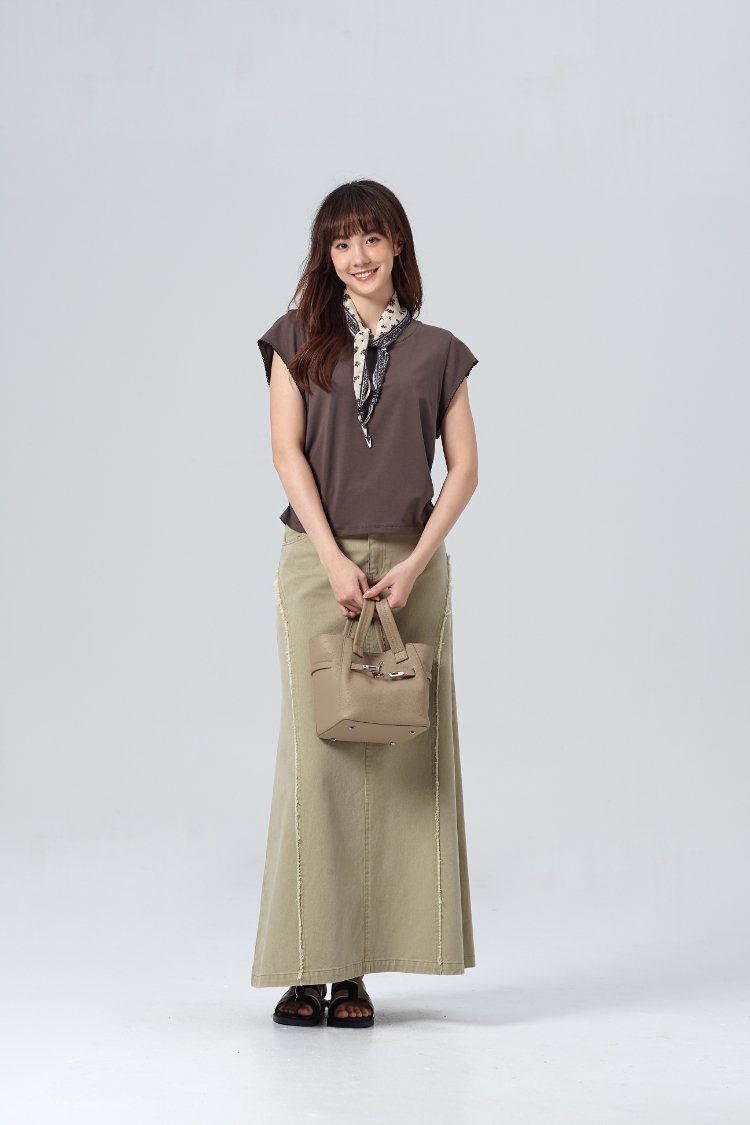 DITA法國袖修身上衣