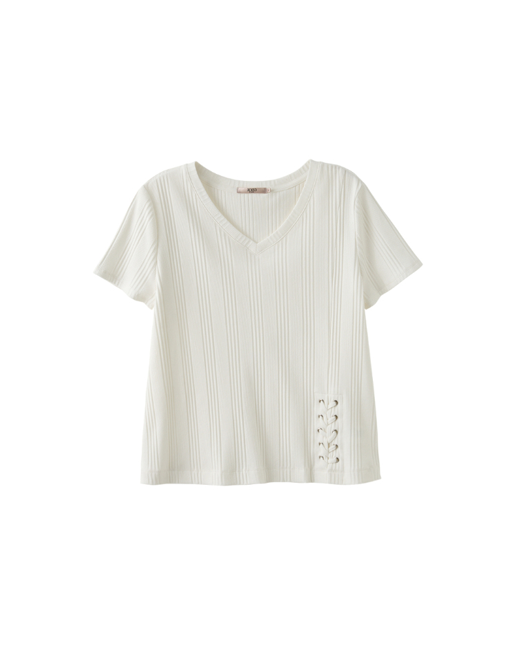 DENOVO側雞眼綁帶造型坑條V領T恤