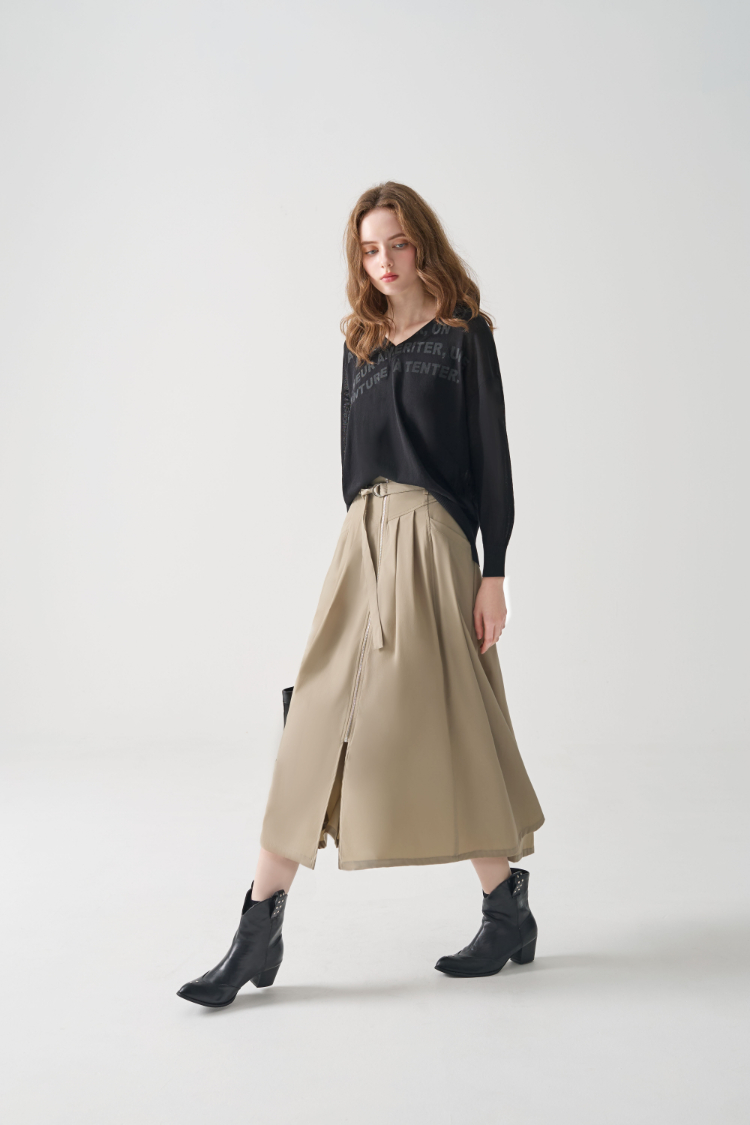 DENOVO優雅層次感字樣透膚針織上衣